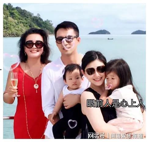 娱乐圈吃瓜大S和汪小菲,娱乐圈的甜蜜瓜田，揭秘他们的爱情故事